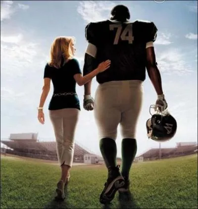 Film avec Sandra Bullock, dans lequel Michael, un jeune noir, trouve sa voie grce  l'amour de sa famille adoptive et  son talent pour le football.