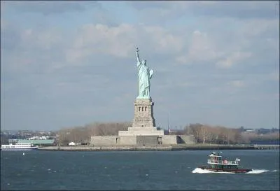 La statue de la Libert est  :