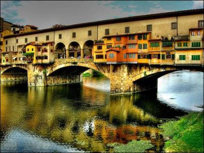 Comment s'appelle le clbre pont de Florence ?