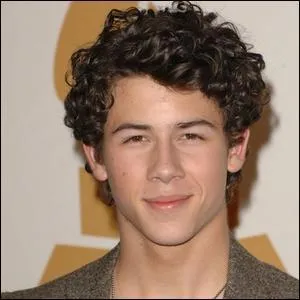 Qu'est-ce que Nick a toujours sur lui ?