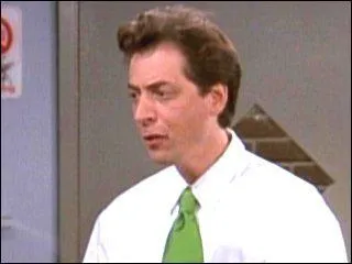 Habitu des sries, Fred Stoller rapparaitra au cours de la saison 8 de Friends dans le rle de Stu. Qui joue-t-il dans cette saison ?