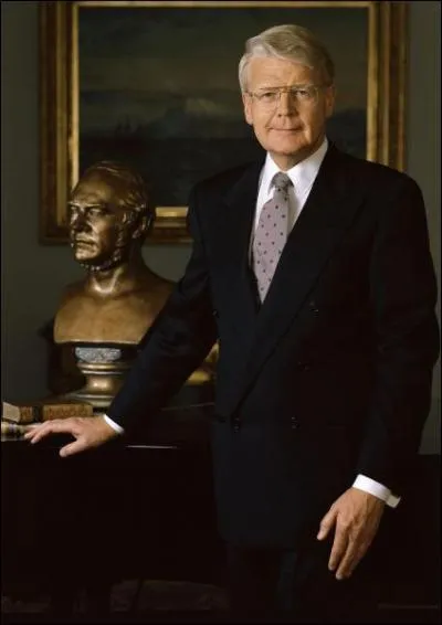 Qui est le chef d'Etat en Islande ?