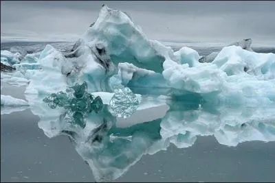 Quelle est l'autre particularit de ce massif montagneux ?
