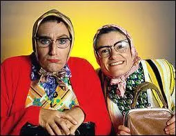 Quels sont les prnoms des deux mamies interprtes par les Vamps ?