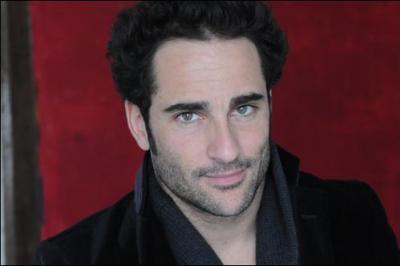 Quel est cet humoriste ?