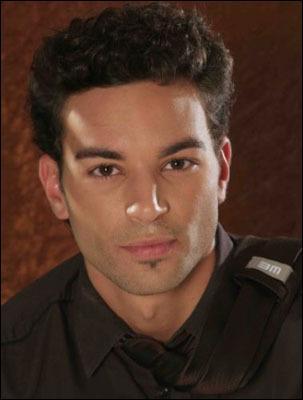 Quel est cet humoriste ?