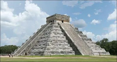 Encore une pyramide, de quelle civilisation cette fois ?
