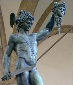 Perse, fils de Zeus et d'une mortelle, chevaucha Pgase afin de dlivrer Andromde menace par un monstre. Quel est son nom ?