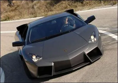 Quel est le modle de cette Lamborghini ?
