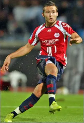 Milieu de terrain du LOSC, il a connu cette saison le bonheur de remporter le championnat de France avec son club formateur...