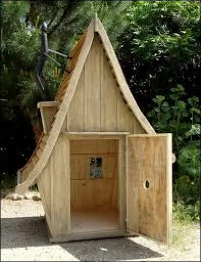 Petite cabane en bois où on peut venir chercher l'absolution du prêtre pour ses fautes