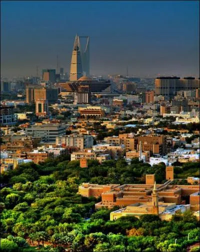 Il est 10h30  Paris (heure d't). Quelle heure est-il  Riyadh (Arabie Saoudite) ?