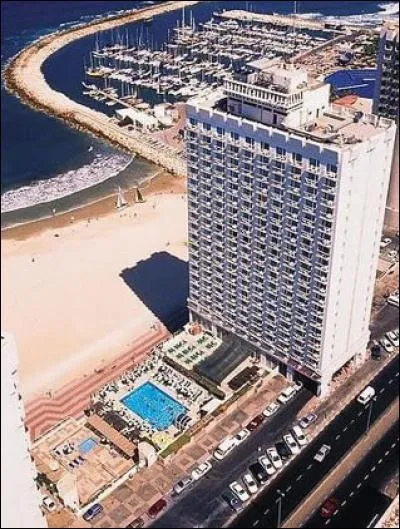 Il est 14h15 (heure d't)  Paris. Quelle heure est-il  Tel Aviv (Isral) ?