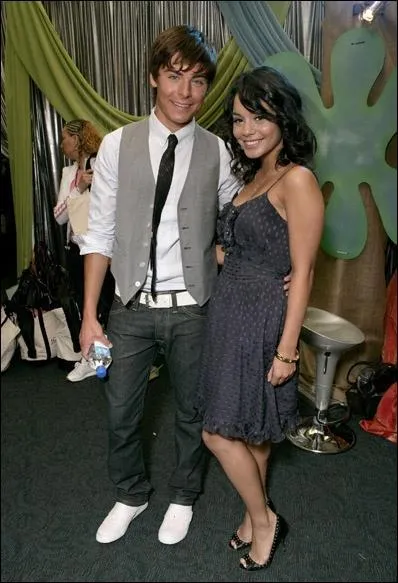 Zac Efron sortait avec :