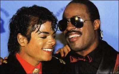 Sur quel titre de Stevie Wonder peut-on entendre Michael Jackson ?