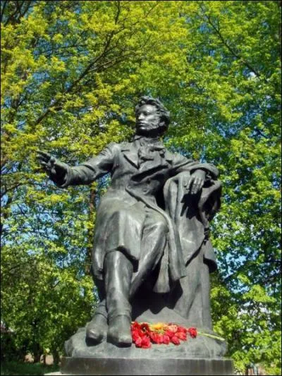 Parmi ces crivains du XIXme sicle, lequel est d'une vingtaine d'annes plus g que les autres ?