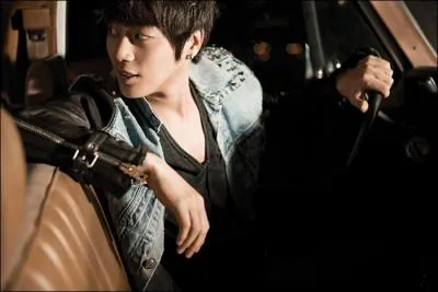 Qui est le leader du groupe ?