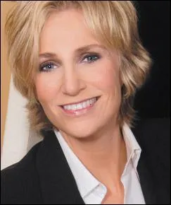 Quel rle Jane Lynch jouera-t-elle dans ' The Three Stooges ' ?