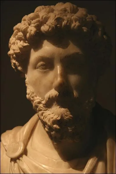 Que dit Marc-Aurle  sa fille quand il veut nommer Maximus empereur ?