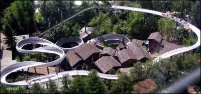 Quelle est cette attraction ?