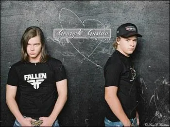 Qui joue de la basse ?