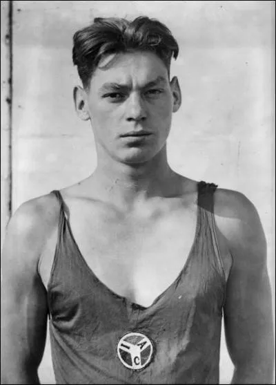 Qui est ce champion de natation et acteur amricain des annes 1920 ?