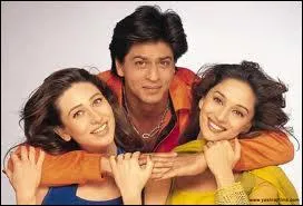 Dans 'Dil to pagal hai', qui SRK choisit-il  la fin ?