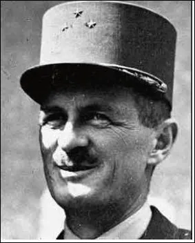 Quel gnral commandait la deuxime division blinde franaise ?