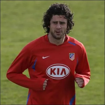 A quel poste joue-t-il ?