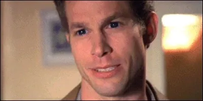 Comment se nomme Mark Lutz dans "Angel" ?