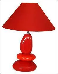 De quelle couleur est cette lampe ?