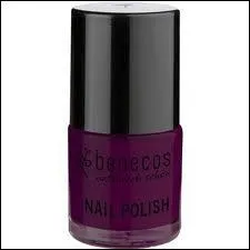 De quelle couleur est ce vernis  ongles ?