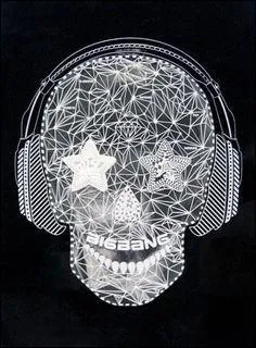 Quel est l'album qui est sortit le 24 fvrier 2011 ?