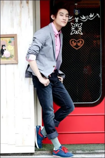 Qui est le deuxime nouveau membre du groupe ?