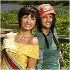 Dans quel film a-t-elle jou avec Demi Lovato ?