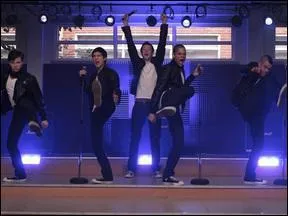 Dans quel pisode les garons font-ils un mash-up des chansons 'It's my life' et 'Confessions part 2' ?