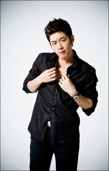 A quel ge a-t-il commenc  s'entrainer dans son label ?