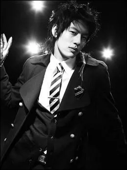 Depuis combien d'annes est-il en couple avec Park Han Byul ?