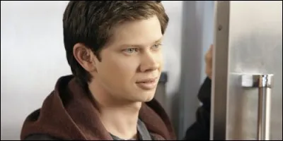 Comment s'appelle Lee Norris dans "Les Frères Scott" ?