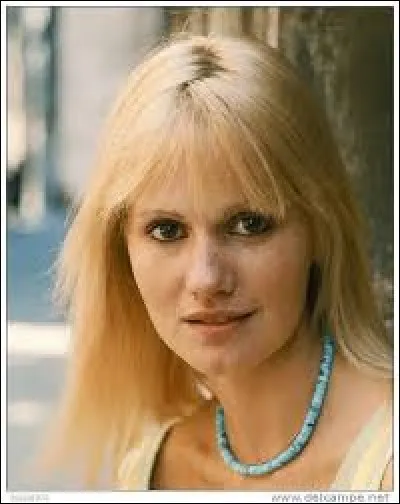 ''On continue... Question sur le cinéma : Quel est le prénom de Miou-Miou ? ''