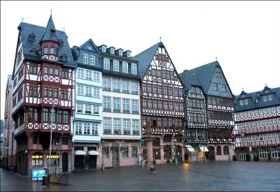 Quelle est cette ville ?