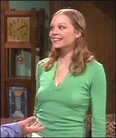 Depuis son rle d'Elizabeth, la jeune petite amie de Ross, elle enchane les sries tlvises : 'The Mentalist', 'Cold Case', 'Grey's Anatomy'... Comment s'appelle-t-elle ?