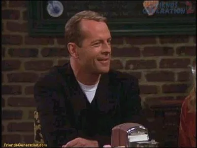 Les films dans lesquels il a jou ont rapport prs de 3 milliards de dollars au box-office amricain, faisant de lui le huitime acteur le plus rentable de l'histoire du cinma. Qui est-il ?