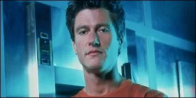 Quel acteur interprète le rôle de Damien Fawkes dans "Invisible Man" ?