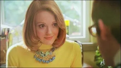 Elle fait une obsession sur la salet. Comment s'appelle-t-elle ?