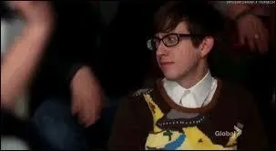 Comment s'appelle l'adolescent en fauteuil roulant ?