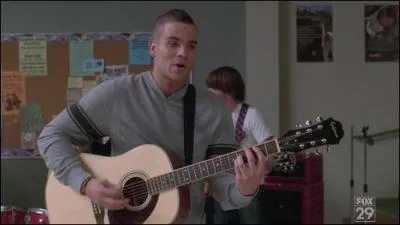 Comment s'appelle cette chanson ?