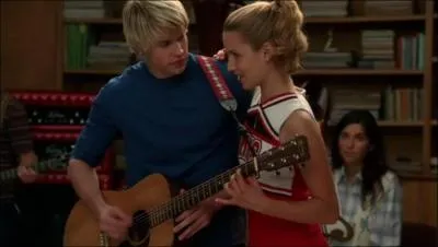 Quelle est la chanson que chantent Quinn et Sam ?