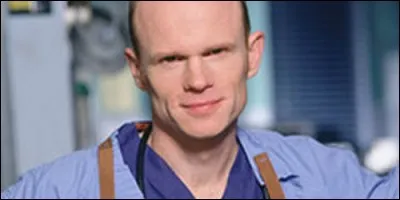 Quel acteur de "Fame" interprète le rôle de Robert Romano dans "Urgences" ?