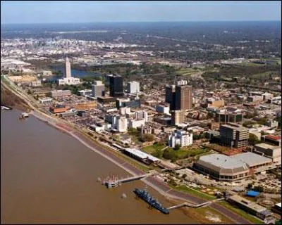 Ville de 229, 553 habitants, c'est la capitale de la Louisiane. De quelle ville s'agit-il ?